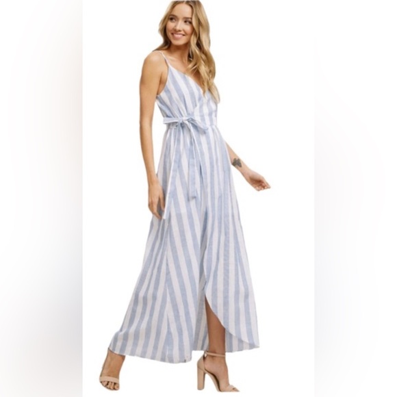 Listicle NEW Stipe Down Blue and white Wrap Maxi Dress Linen Style Size Small - Picture 2 of 12